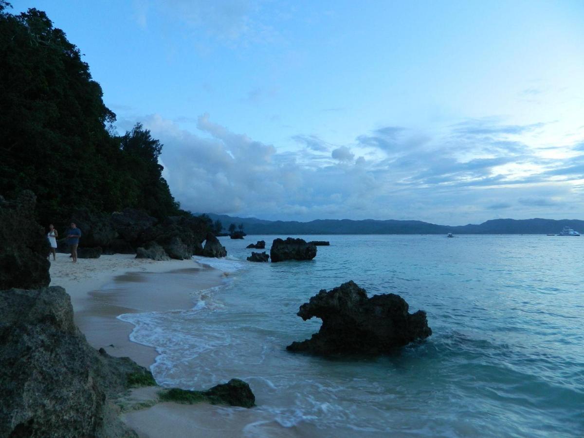 Kaiyana Boracay Beach Resort Manoc-Manoc Exterior foto
